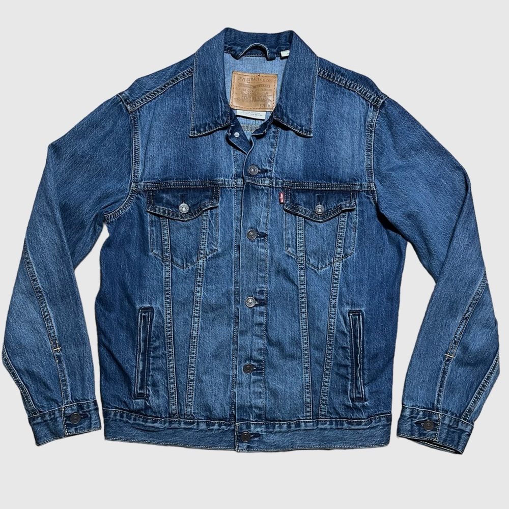 Levi’s Premium Men’s Trucker Medium Wash Denim Jean Jacket Sz M